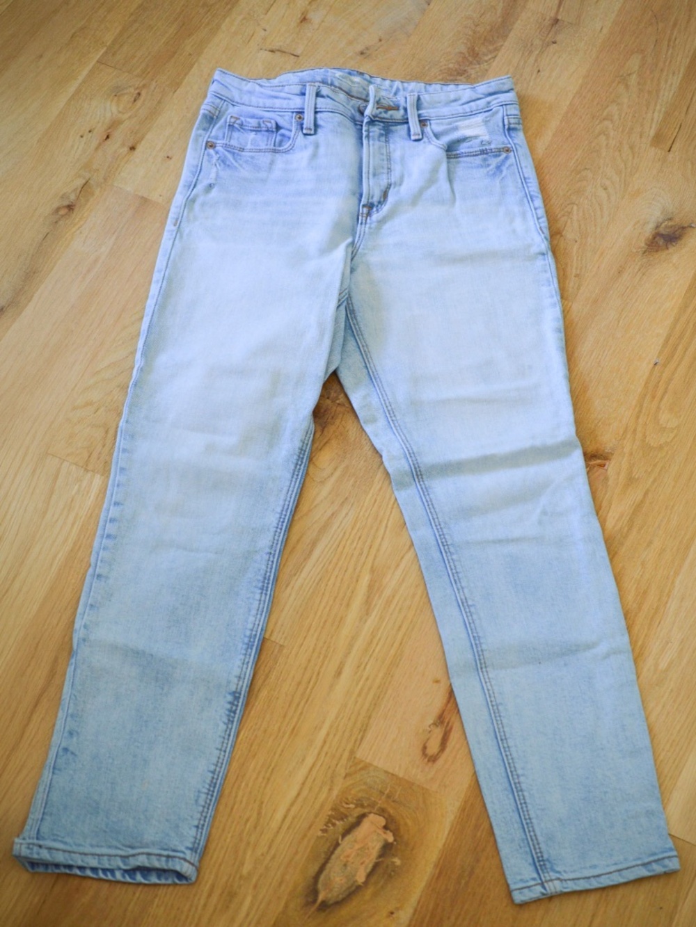 Light Wash High Rise Straight Leg Jeans Distressed